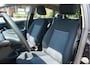 Ford Fiesta 1.25 Limited NIEUWE DISTRIBUTIERIEM!