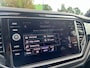 Volkswagen T-Roc 1.5 TSI Sport | Automaat | 150Pk | Pano Dak | Trekhaak | LED | Navi | Clima |