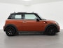 MINI Cooper 3-Deurs 1.6 BUSINESS + PANORAMA | 17 INCH | XENON | CRUISE CONTROL | NAVIGATIE
