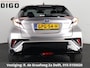 Toyota C-HR / C-HR+ 1.8 Hybrid Executive Limited Bi-Tone | Navigatie | Stoelverwarming | Dodehoek Detectie | Camera |