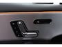 Mercedes-Benz A-klasse 180 Business Solution AMG (PANORAMADAK, STOELVERWARMING, CAMERA, SFEERVERLICHTING, ELEKTR STOELEN, NAVI)