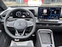 Volkswagen T-Roc 1.5 eTSI R-LINE PANO-DAK/TREKHAAK/CAMERA/20''INCH/IQ-LIGHTS