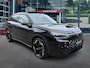 Volkswagen T-Roc 1.5 eTSI R-LINE PANO-DAK/TREKHAAK/CAMERA/20''INCH/IQ-LIGHTS