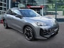 Volkswagen T-Roc 1.5 eTSI R-LINE ZWART-DAK/PANO-DAK/TREKHAAK/CAMERA/19''INCH/IQ-LIGHTS