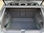 Volkswagen T-Roc 1.5 eTSI R-LINE ZWART-DAK/PANO-DAK/TREKHAAK/CAMERA/19''INCH/IQ-LIGHTS