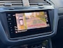 Volkswagen Tiguan R-Line eHybrid | Black Style | IQ-Light | Trekhaak | Keyless | 3