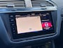 Volkswagen Tiguan R-Line eHybrid | Black Style | IQ-Light | Trekhaak | Keyless | 3