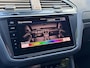 Volkswagen Tiguan R-Line eHybrid | Black Style | IQ-Light | Trekhaak | Keyless | 3