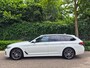 BMW 5-Serie Touring 530e M Sport LED CarPlay Elek. Stoelen 100% dealer onderhouden 530e Business Edition Plus