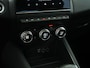 Renault Captur 1.3 TCe 140PK INTENS AUT. | Trekhaak | Leder | 360 Camera