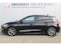 Ford Focus 1.0-125pk EcoBoost ST-Line AUTOMAAT ! Gun u het gemak, comfort en plezier van een automaat ! Autm. airco, stoel-, stuur- en voorraamverw., all season banden, camera, LED verlichting, navigatie, telefoonvoorb., trekhaak etc.