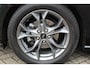 Ford Focus 1.0-125pk EcoBoost ST-Line AUTOMAAT ! Gun u het gemak, comfort en plezier van een automaat ! Autm. airco, stoel-, stuur- en voorraamverw., all season banden, camera, LED verlichting, navigatie, telefoonvoorb., trekhaak etc.