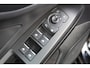 Ford Focus 1.0-125pk EcoBoost ST-Line AUTOMAAT ! Gun u het gemak, comfort en plezier van een automaat ! Autm. airco, stoel-, stuur- en voorraamverw., all season banden, camera, LED verlichting, navigatie, telefoonvoorb., trekhaak etc.