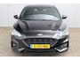 Ford Focus 1.0-125pk EcoBoost ST-Line AUTOMAAT ! Gun u het gemak, comfort en plezier van een automaat ! Autm. airco, stoel-, stuur- en voorraamverw., all season banden, camera, LED verlichting, navigatie, telefoonvoorb., trekhaak etc.