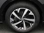 Volkswagen Polo 1.0 TSI Life Business | Stoelverwarming | Navigatie | Climate Control | Cruise Control Adaptief | Parkeersensoren voor en achter | LED koplampen |