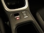 Jeep Avenger 1st Edition 54 kWh - SOH 94.8% - ORIGINEEL NEDERLANDSE AUTO - DODEHOEKDETECTIE - ADAPTIEVE CRUISE CONTROL - PARKEERSENSOREN VOOR EN ACHTER - DRAADLOZE TELEFOONLADER - APPLE CARPLAY/ANDROID AUTO - VOORSTOELEN VERWARMD