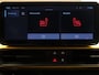 Jeep Avenger 1st Edition 54 kWh - SOH 94.8% - ORIGINEEL NEDERLANDSE AUTO - DODEHOEKDETECTIE - ADAPTIEVE CRUISE CONTROL - PARKEERSENSOREN VOOR EN ACHTER - DRAADLOZE TELEFOONLADER - APPLE CARPLAY/ANDROID AUTO - VOORSTOELEN VERWARMD