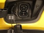 Jeep Avenger 1st Edition 54 kWh - SOH 94.8% - ORIGINEEL NEDERLANDSE AUTO - DODEHOEKDETECTIE - ADAPTIEVE CRUISE CONTROL - PARKEERSENSOREN VOOR EN ACHTER - DRAADLOZE TELEFOONLADER - APPLE CARPLAY/ANDROID AUTO - VOORSTOELEN VERWARMD