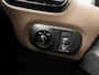 Citroën C4 Cactus 1.2 PureTech One-Tone 110Pk Automaat (PANORAMADAK, NAVIGATIE, CAMERA, STOELVERWARMING, SPORTSTOELEN, GETINT GLAS, CRUISE, NIEUWSTAAT)