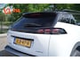 Peugeot 2008 1.2 Hybrid GT | Carbon | Climate | Dig. Cockpit | LED | Black & White Edition | Camera