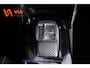 Peugeot 2008 1.2 Hybrid GT | Carbon | Climate | Dig. Cockpit | LED | Black & White Edition | Camera