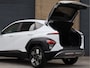 Hyundai Kona 1.6 GDI HEV Comfort Smart | ACC | Dodehoek | Carplay | Cam | Keyless | Org. NL