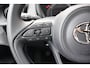 Toyota Aygo X 1.0 VVT-i MT Play, Armsteun