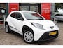 Toyota Aygo X 1.0 VVT-i MT Play, Armsteun