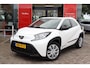 Toyota Aygo X 1.0 VVT-i MT Play, Armsteun