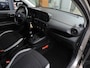 Hyundai i10 1.0 Comfort Bi-tone 13.000km | 1e Eig | Cruise contr | PDC | Bluetooth | DAB | 15'' Lm-velgen | CarPlay | Airco