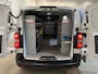 Opel Vivaro-e L2H1 Edition 75 kWh / 100% Elektrisch !! / Servicebus / Kast-inrichting / Airco / Cruise Control / PDC / 3-Zits / 21.400 KM !!