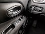 Jeep Renegade 1.4 MultiAir Longitude Automaat (NAVIGATIE, CRUISE, GETINT GLAS, SPORTSTOELEN, PARKEERSENSOREN, NIEUWE APK, NIEUWSTAAT)