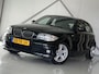 BMW 1-Serie 116i Executive zwart CRUISE / AIRCO