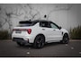 Lynk & Co 01 1.5 More | Adaptieve Cruise Control | Dodehoekdetectie | Panoramadak | Stoelverwarming | Stuurverwarming | Infinity Premium Audio Systeem| Apple Carplay/Android Auto | 360 graden Camera | 15,4 inch middendisplay | Elektrisch/Schuifkanteldak | 20 inch lich