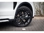 Lynk & Co 01 1.5 More | Adaptieve Cruise Control | Dodehoekdetectie | Panoramadak | Stoelverwarming | Stuurverwarming | Infinity Premium Audio Systeem| Apple Carplay/Android Auto | 360 graden Camera | 15,4 inch middendisplay | Elektrisch/Schuifkanteldak | 20 inch lich