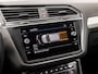 Volkswagen Tiguan 1.4 TSI Sportline (APPLE CARPLAY, GROOT NAVI, CLIMATE, STOELVERWARMING, SPORTSTOELEN, GETINT GLAS, PARKEERSENSOREN, NIEUWSTAAT)