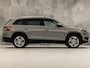 Skoda Kodiaq 1.5 TSI Sport 7 Persoons 150Pk Automaat (APPLE CARPLAY, GROOT NAVI, LEDER/ALCANTARA, CAMERA, TREKHAAK, SPORTSTOELEN, KEYLESS, GETINT GLAS, CRUISE, NIEUWE APK, NIEUWSTAAT)