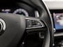 Skoda Kodiaq 1.5 TSI Sport 7 Persoons 150Pk Automaat (APPLE CARPLAY, GROOT NAVI, LEDER/ALCANTARA, CAMERA, TREKHAAK, SPORTSTOELEN, KEYLESS, GETINT GLAS, CRUISE, NIEUWE APK, NIEUWSTAAT)