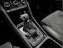 Skoda Kodiaq 1.5 TSI Sport 7 Persoons 150Pk Automaat (APPLE CARPLAY, GROOT NAVI, LEDER/ALCANTARA, CAMERA, TREKHAAK, SPORTSTOELEN, KEYLESS, GETINT GLAS, CRUISE, NIEUWE APK, NIEUWSTAAT)