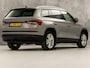 Skoda Kodiaq 1.5 TSI Sport 7 Persoons 150Pk Automaat (APPLE CARPLAY, GROOT NAVI, LEDER/ALCANTARA, CAMERA, TREKHAAK, SPORTSTOELEN, KEYLESS, GETINT GLAS, CRUISE, NIEUWE APK, NIEUWSTAAT)