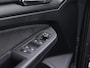 Volkswagen Golf 2.0 TSI GTI | Panoramadak | Stoel- en stuurverwarming | Achteruitrijcamera | Black style |