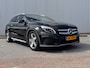 Mercedes-Benz GLA 180 AMG Night Edition Plus Automaat | Afneembare Trekhaak | Navigatie | Camera | Cruise Control | Stoelverwarming | | Airco | Audioinstallatie met CD-speler | Bi-xenon koplampen