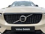 Volvo XC40 2.0 B4 Plus Dark