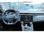 Lynk & Co 01 1.5 | 360° Camera | Panoramadak | Achteruitrijcamera | Elektrische bestuurdersstoel met geheugen | Stoelverwarming | Actieve bochtverlichting | Adaptieve Cruise Control | Stuurassistent | Lane Assist | Navigatie | Elektrische Achterklep | Keyless Entry | Dodehoekassistent