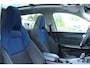 Lynk & Co 01 1.5 | 360° Camera | Panoramadak | Achteruitrijcamera | Elektrische bestuurdersstoel met geheugen | Stoelverwarming | Actieve bochtverlichting | Adaptieve Cruise Control | Stuurassistent | Lane Assist | Navigatie | Elektrische Achterklep | Keyless Entry | Dodehoekassistent