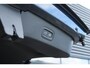 Lynk & Co 01 1.5 | Black Edition | Donkere Hemelbekleding | Panoramadak | 360° Camera | Elektrische bestuurdersstoel met geheugen | Stoelverwarming | Stuurverwarming | Actieve bochtverlichting | Adaptieve Cruise Control | Stuurassistent | Lane Assist | Navigatie | Elektrische Achterklep | Keyless Entry | Dodehoekassistent