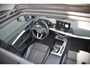 Audi Q5 50 TFSI e S edition S-Line | Panoramadak | Adaptive Cruise Control | Stoelverwarming | Ambiance Verlichting | Camera | Navigatie | Apple Carplay | Keyless | Trekhaak | SOH 92%