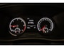 Volkswagen Transporter 2.0 TDI 110 PK L2 Dubbele cabine Comfortline | 6-zitplaatsen | Betimmering | Trekhaak | Navigatie (Apple carplay / Android Auto)