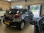 Mazda 2 Hybrid 1.5 /Skyactiv-G Signature / Camera / Head-up / Stoel-Stuurverw. /