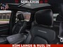 Dodge Ram NIGHT PREMIUM | 426PK | STRIPING | LUCHTVERING | HUD | PANO | 360 CAM | Full Option | LIMITED WHEELS | De Meest Luxe Pick-Up in zijn Klasse | Comfortabele Dubbele Cabine met Royale 5 Zitplaatsen | EERSTE EIGENAAR | SMOKE PACK | BOM VOL |